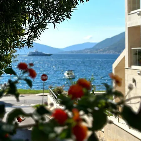 Caruso Apartment Tivat Exterior photo